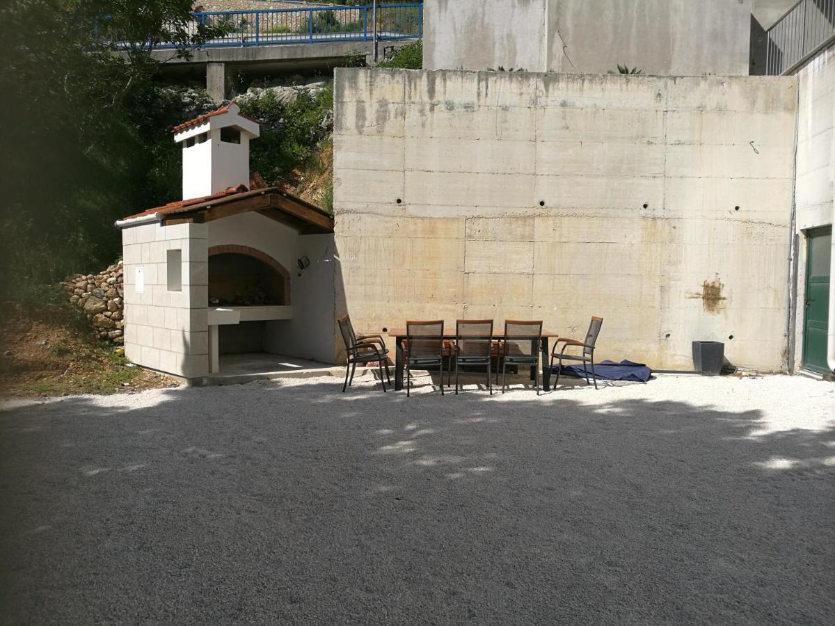Apartments Villa Carica B&B Mimice Exterior foto